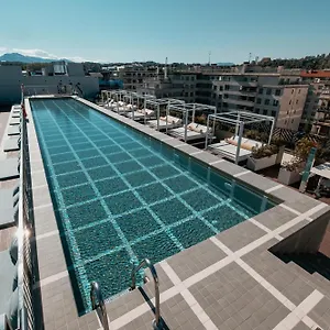 3* Hotel The Social Hub